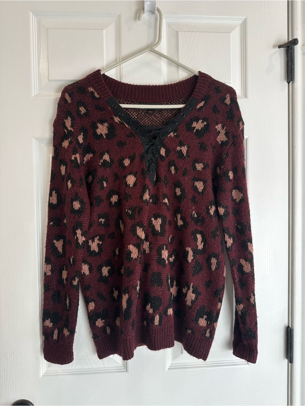 Women’s Express Burgundy Leopard Print Sweater Medium